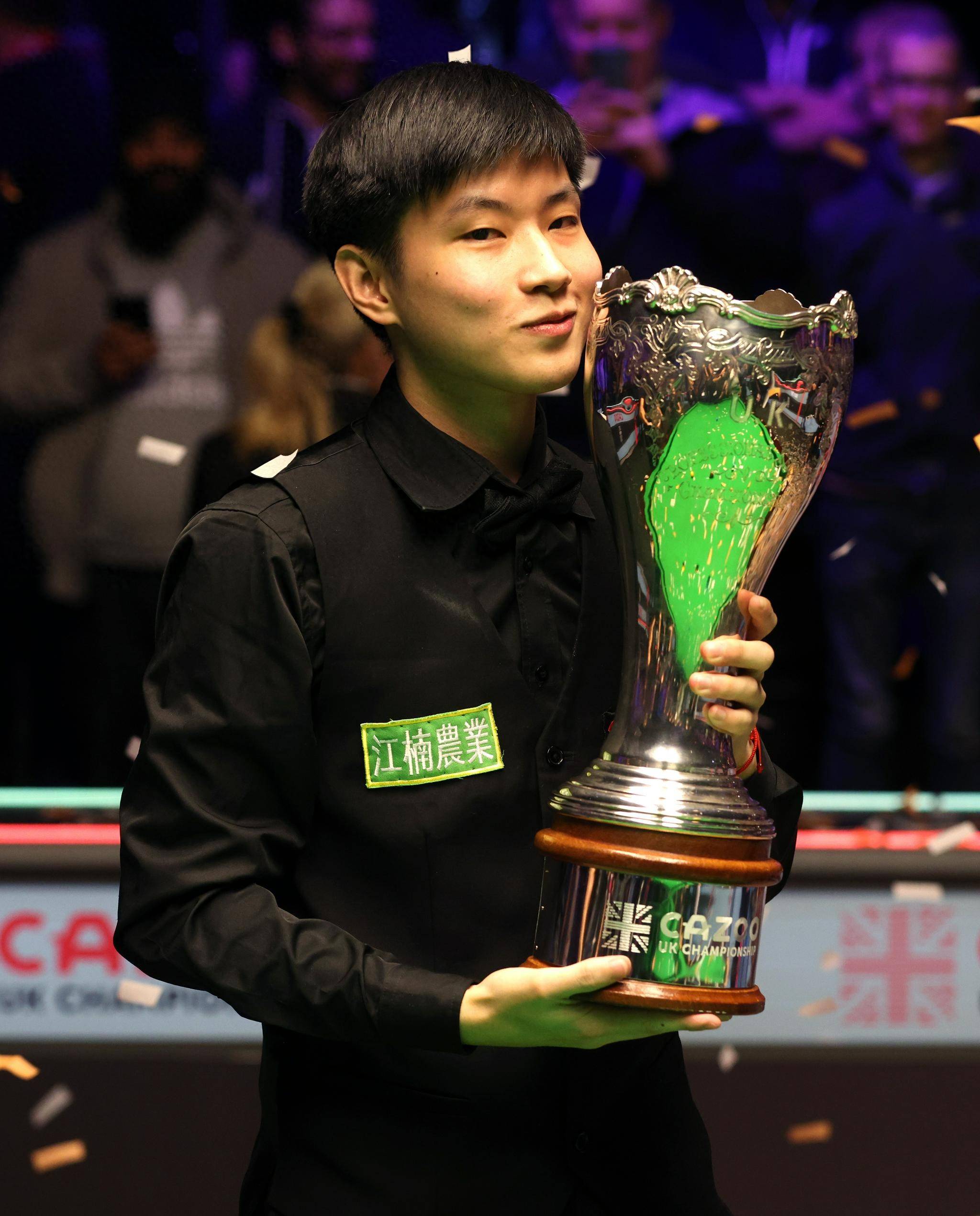 更考验了他 更考验了他