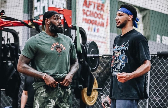 剧情发展得 剧情发展得